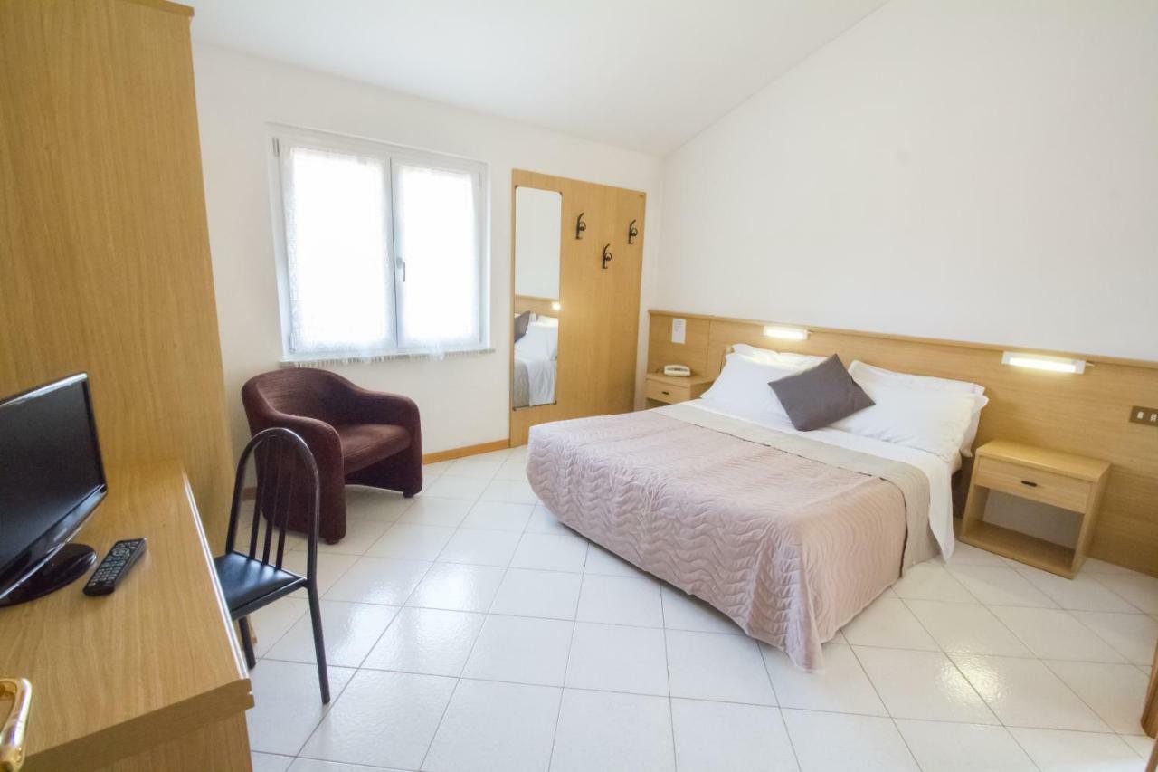 Hotel Villa Elia Calizzano Zewnętrze zdjęcie